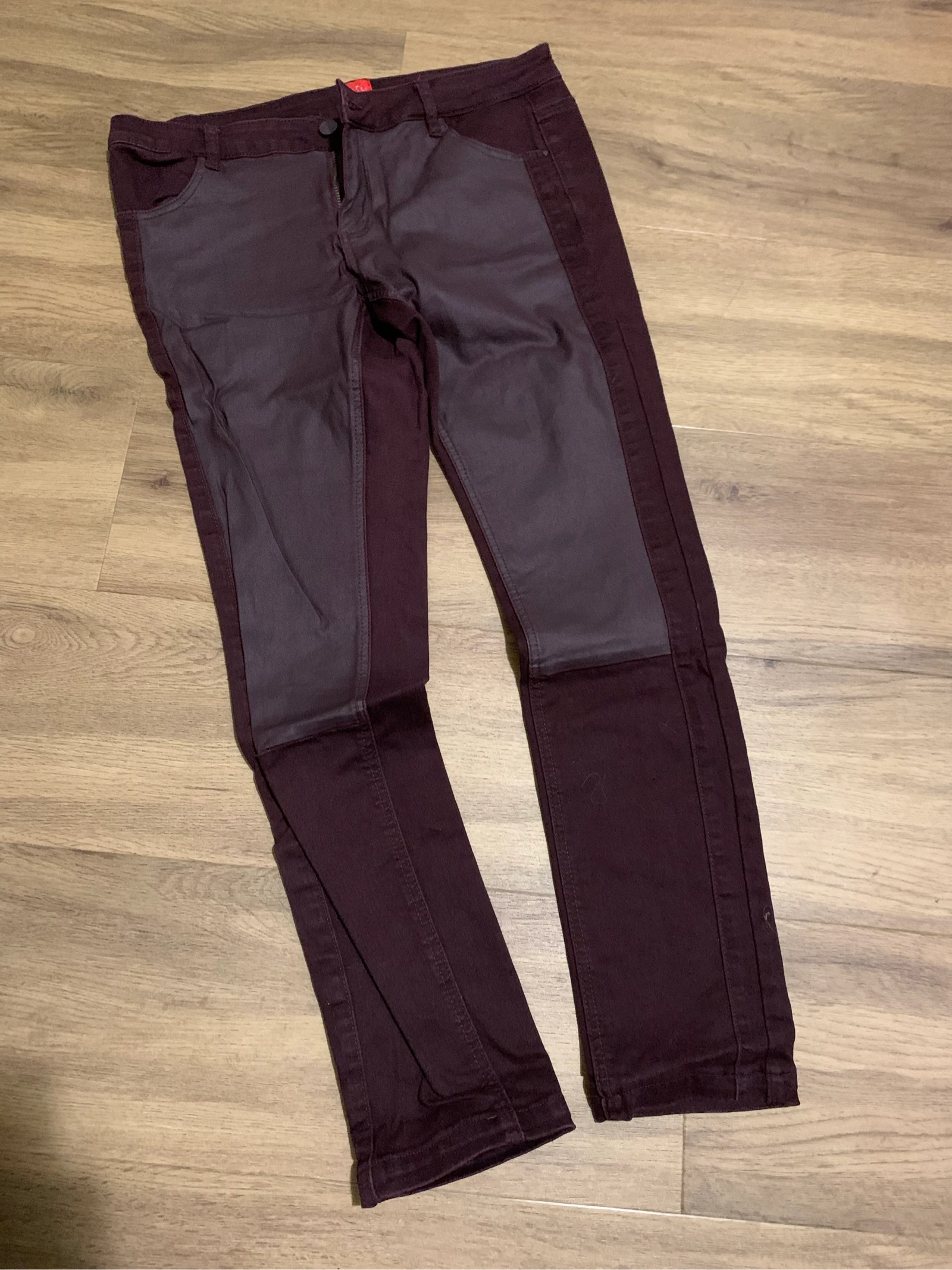 Pantalon miss Captain bordeau effet glacé 